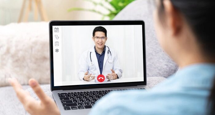 8 Reasons to Consult with a Medical Professional Online